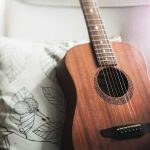 Musik als Therapie: Wie das Spielen eines Instruments dein Stresslevel senken kann